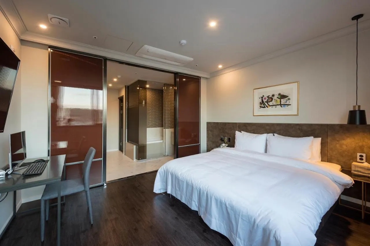 Browndot Hotel Guseo Busan
